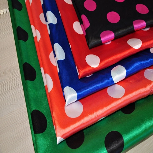 Атлас тонкий принт (васильковый фон белый горох 4см)