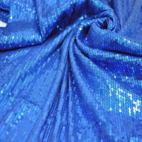 Пайетки на трикотаже (василек)