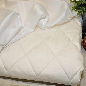 Плащевка стеганая "Ромбик" (сливочный)