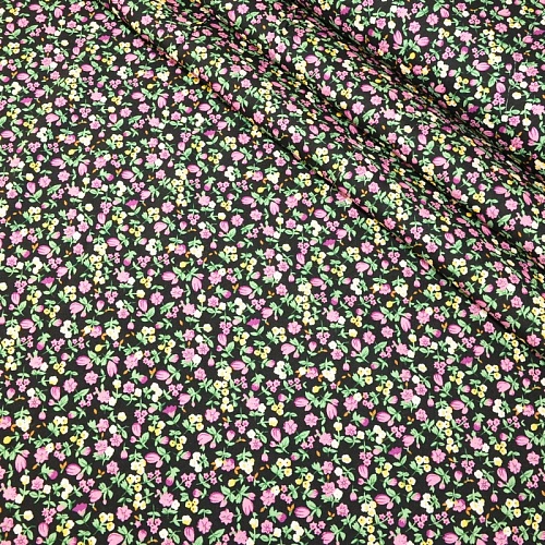 Штапель принт "Мелкий цветочек на черном фоне"