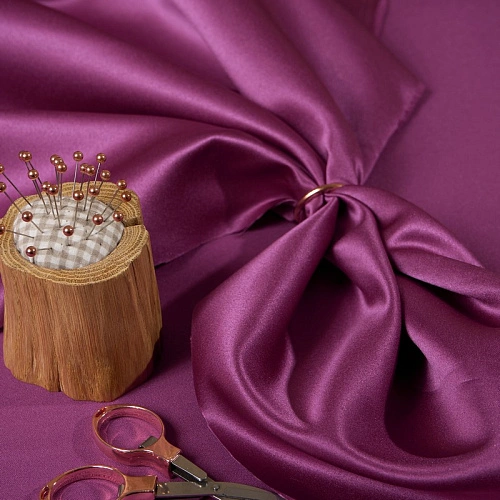 Атлас свадебный (фуксия)