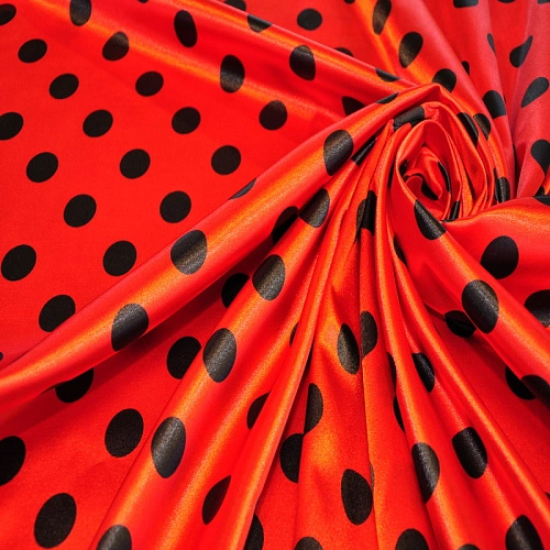 Атлас тонкий принт (красный фон черный горох 2,5см)