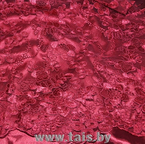 Вышивка на сетке (бордовый)