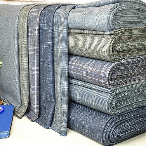 Костюмная ткань (сине-серый)