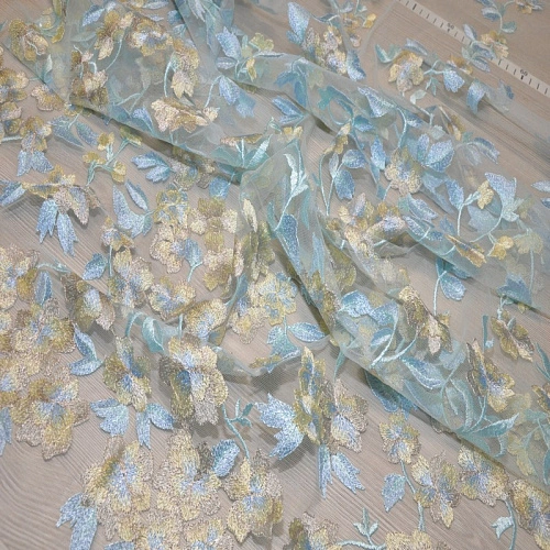 Вышивка на сетке (голубой+желтый)