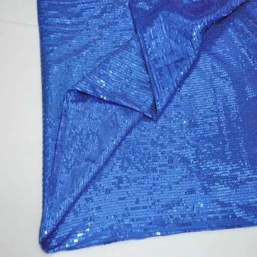 Пайетки на трикотаже (василек)