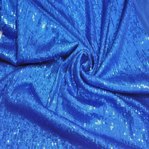 Пайетки на трикотаже (василек)