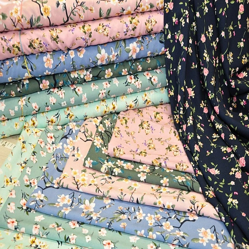 Батист "Цветочки" (персик)