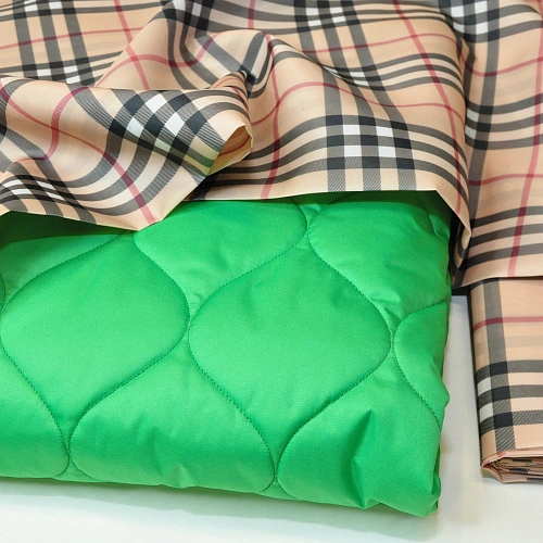 Плащевка стеганая "ЛУК" (бенетон)