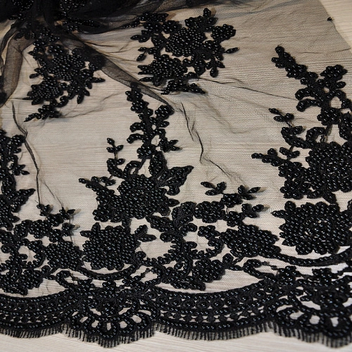 Вышивка на сетке с биссером (черный2)