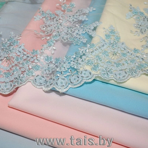 Вышивка на сетке с биссером (нежно-голубой)