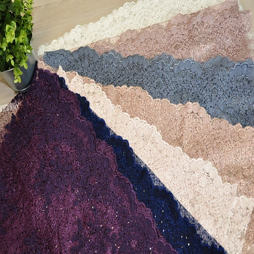 Вышивка на сетке с пайетками "Скарлет" (молочный)