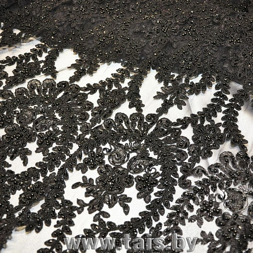 Вышивка на сетке с биссером (черный)