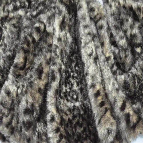 Гладкокрашенный "под норку" (черный + бежевый)